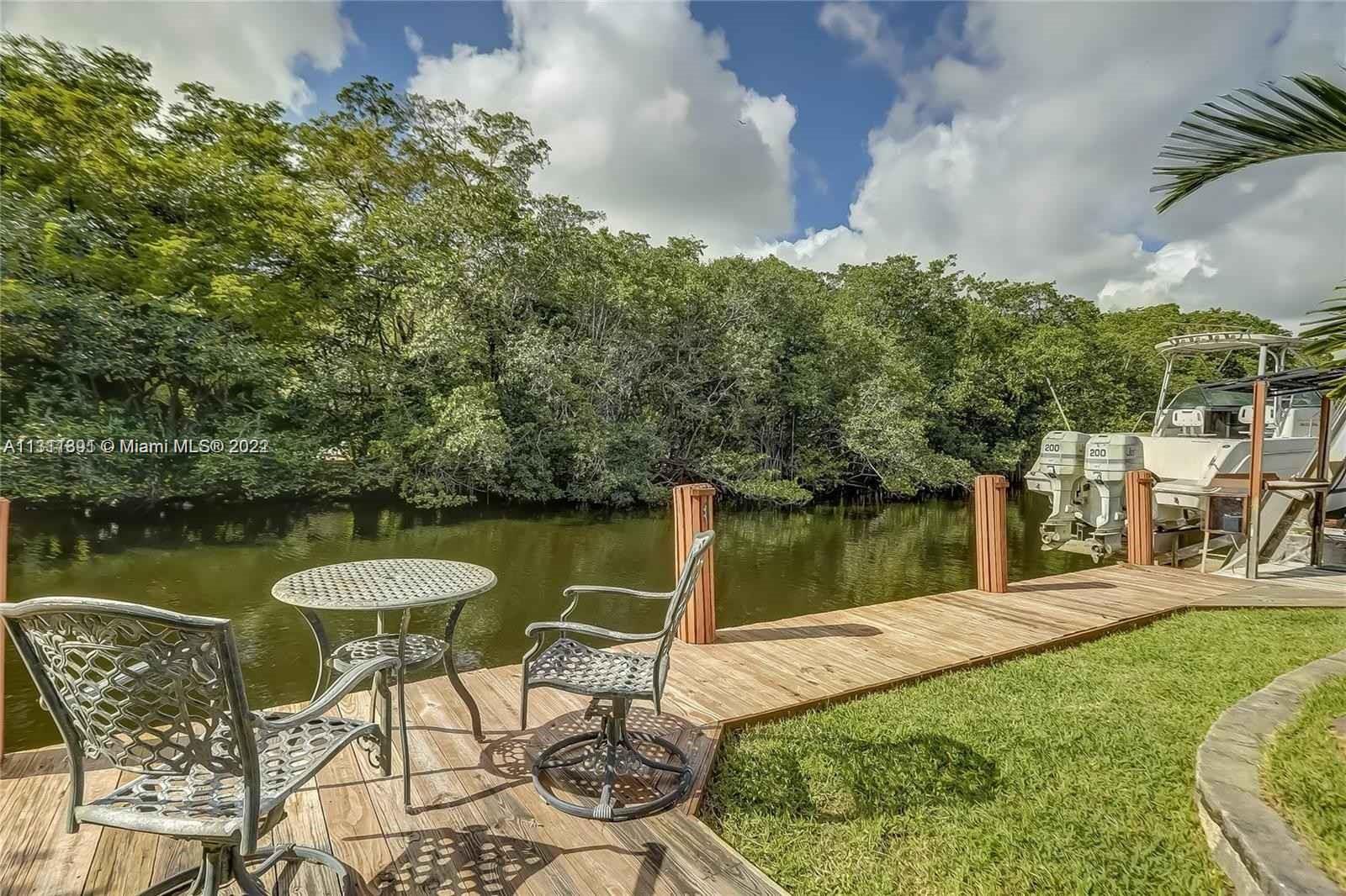 DAVIS ISLES SEC 4 - Residential