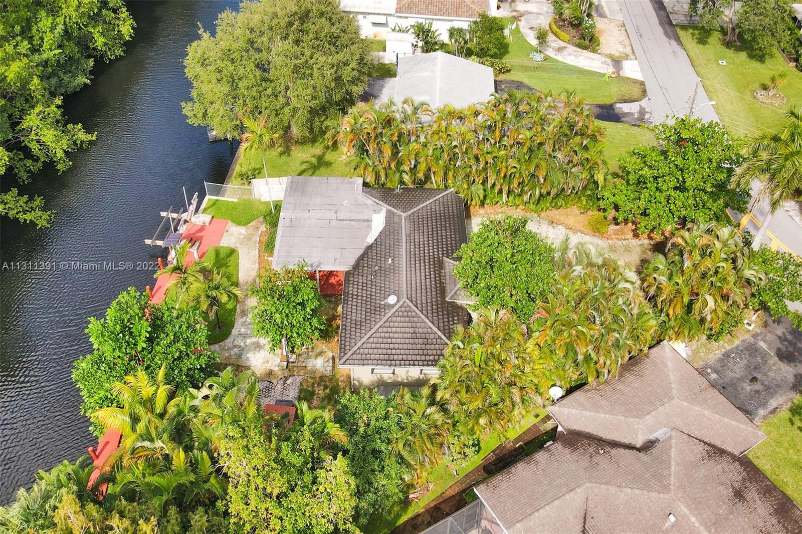 DAVIS ISLES SEC 4 - Residential