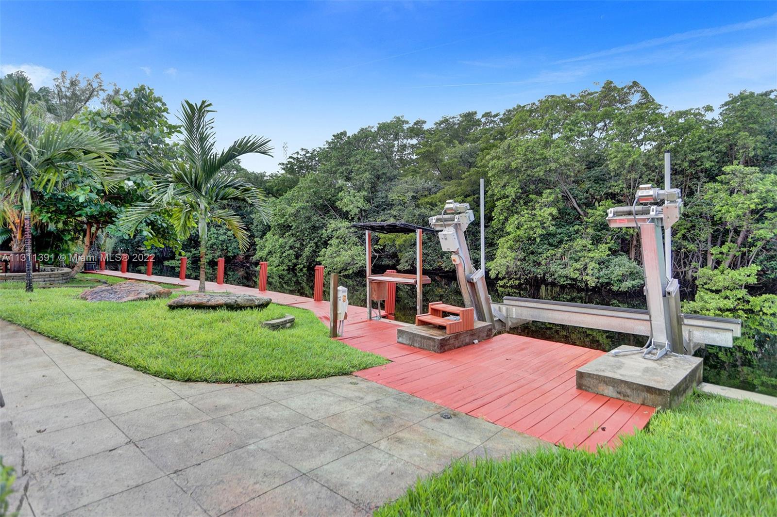 DAVIS ISLES SEC 4 - Residential