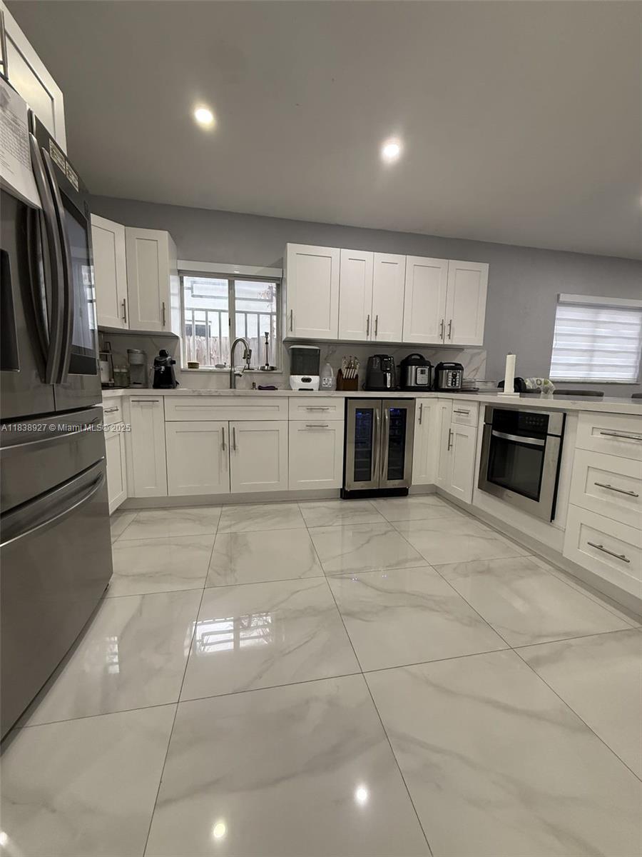 3134 W 70th Ter