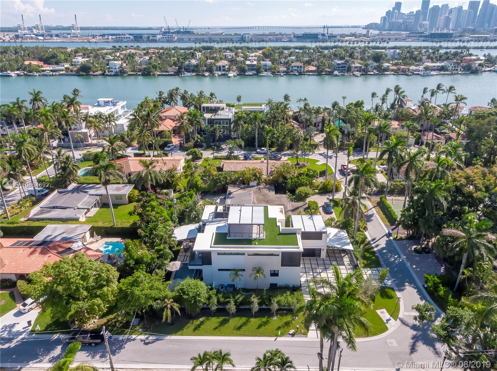 HIBISCUS ISLAND - Residential