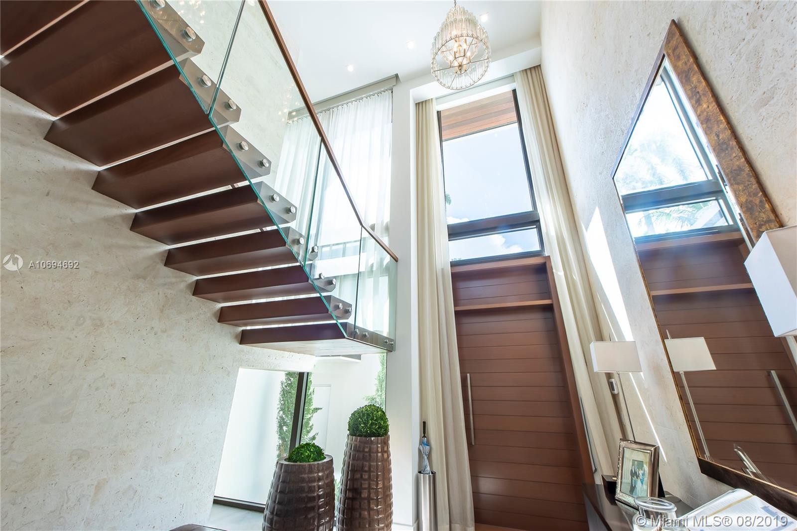 HIBISCUS ISLAND - Residential