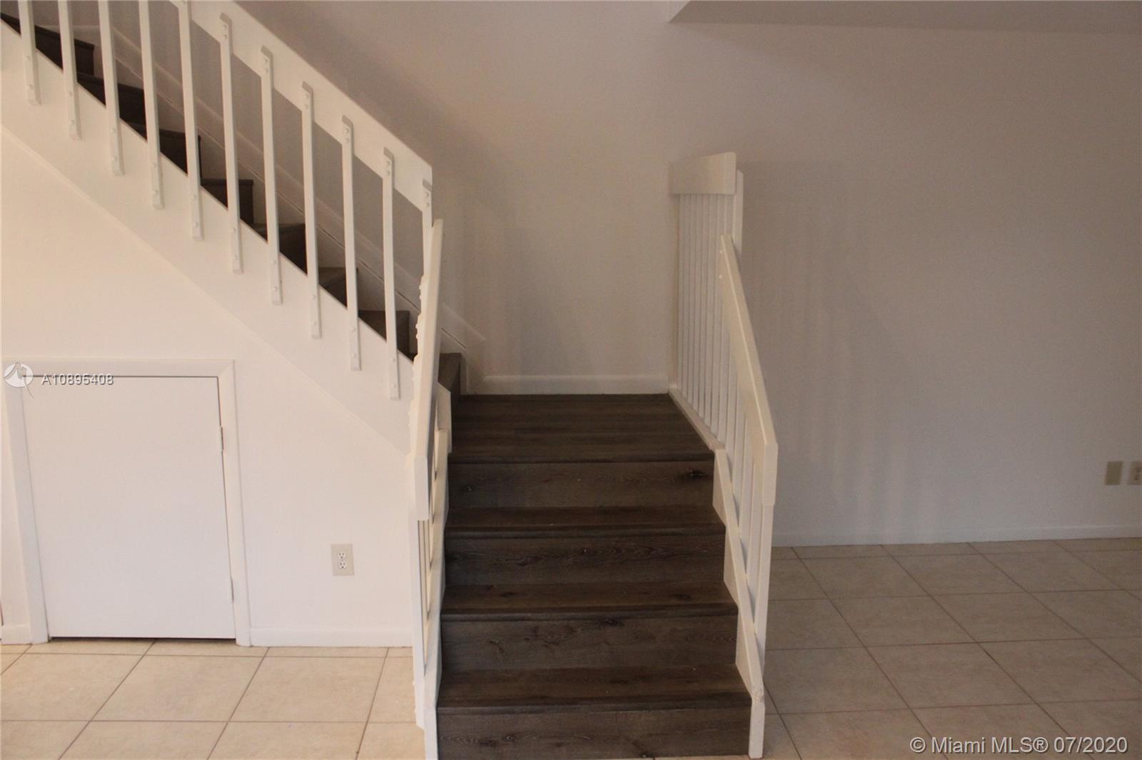 PEMBROKE POINTE SEC TWO - Residential Lease