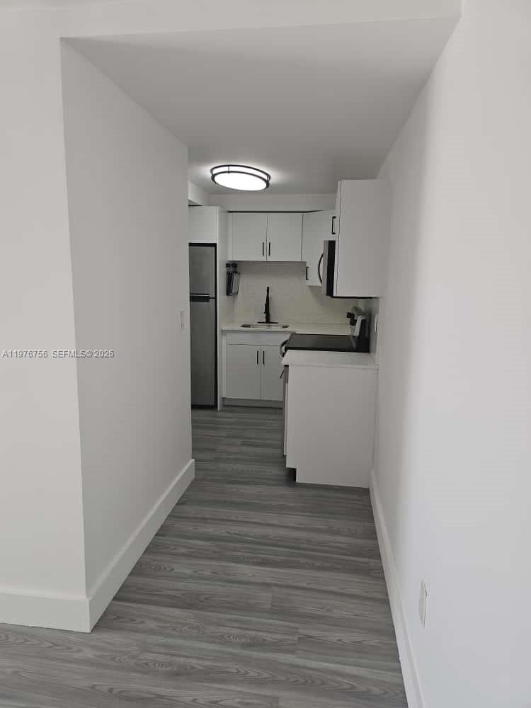 BISCAYNE BCH SUB - Residential Lease
