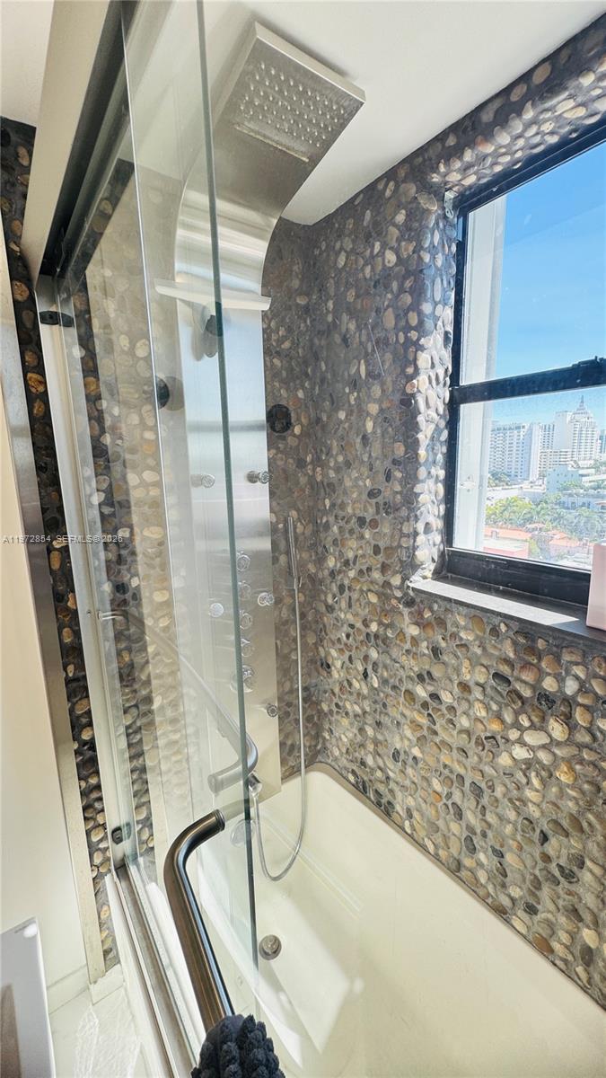 PARC PLAZA CONDO - Residential Lease