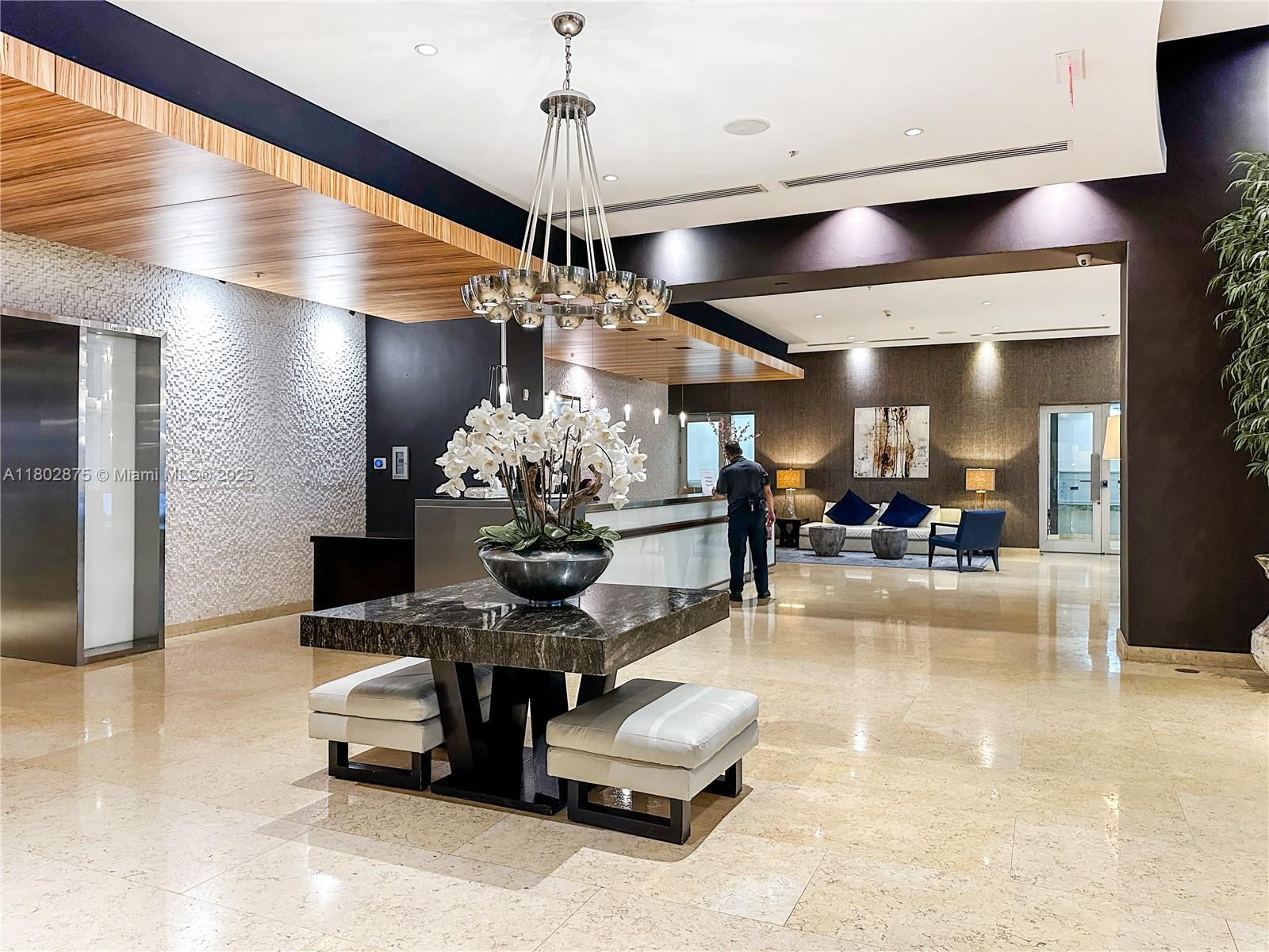 INFINITY AT BRICKELL COND - Residential