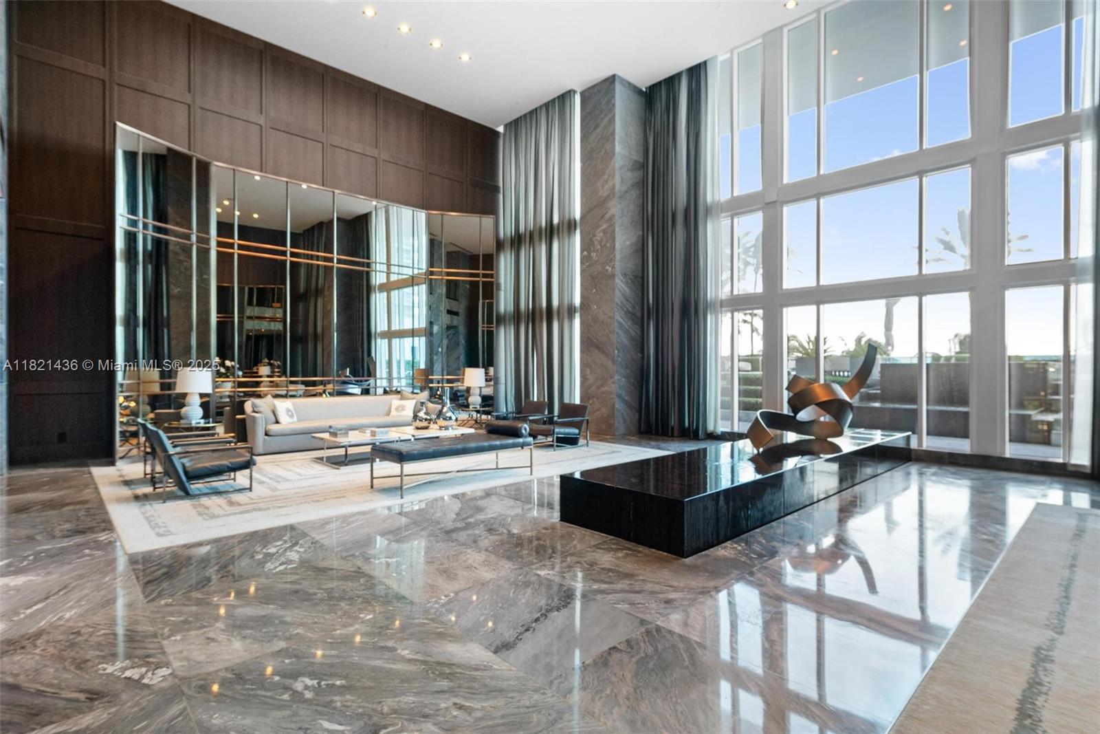 2711 HOLLYWOOD BEACH COND - Residential