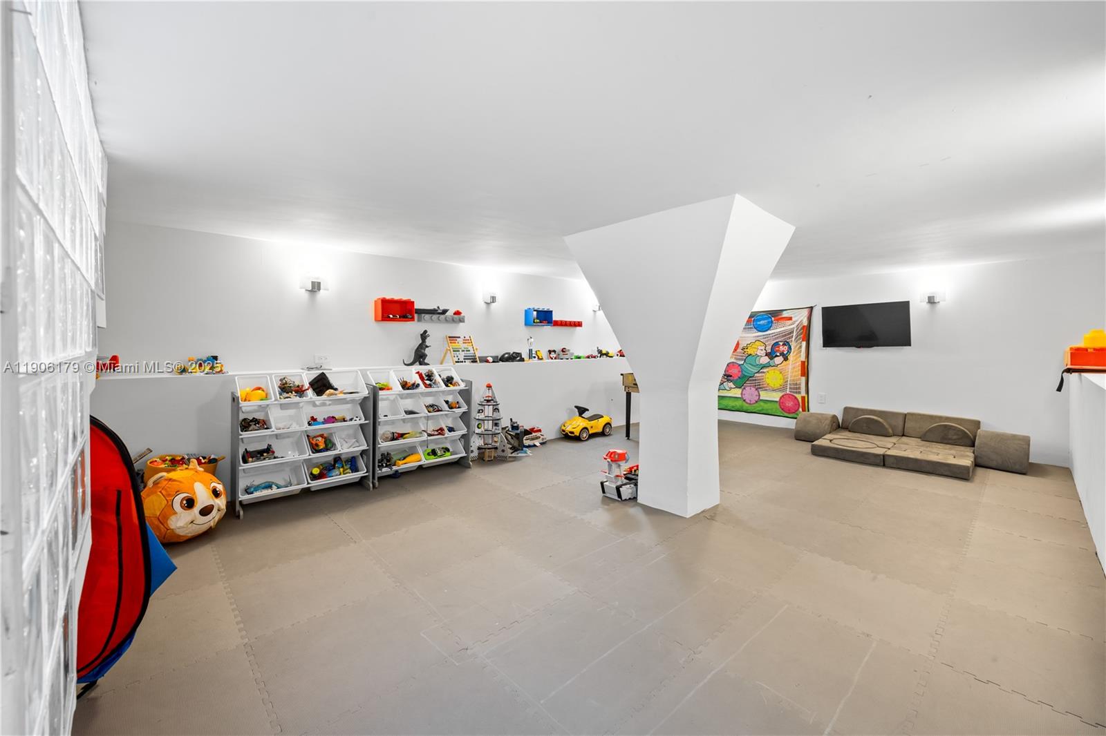 COCOPLUM SEC 2 PLAT B - Residential Lease