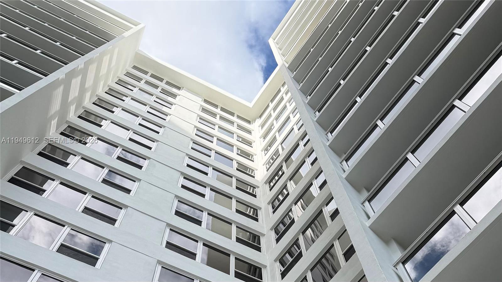 ALEXANDER TOWERS CONDO - Residential