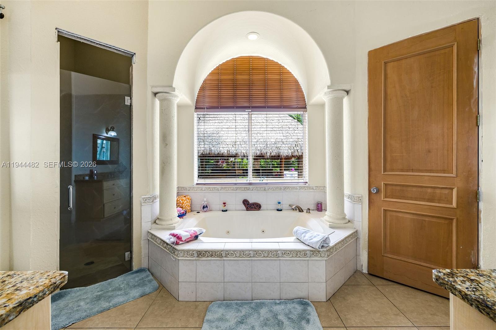 2300 ESTATES - 1 ACRE - Residential