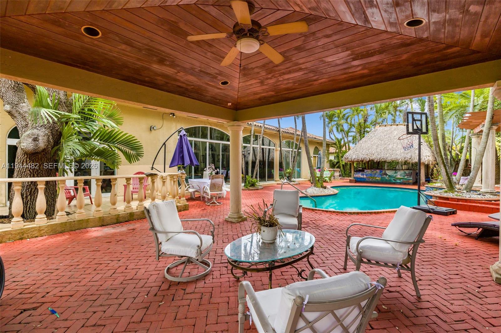 2300 ESTATES - 1 ACRE - Residential