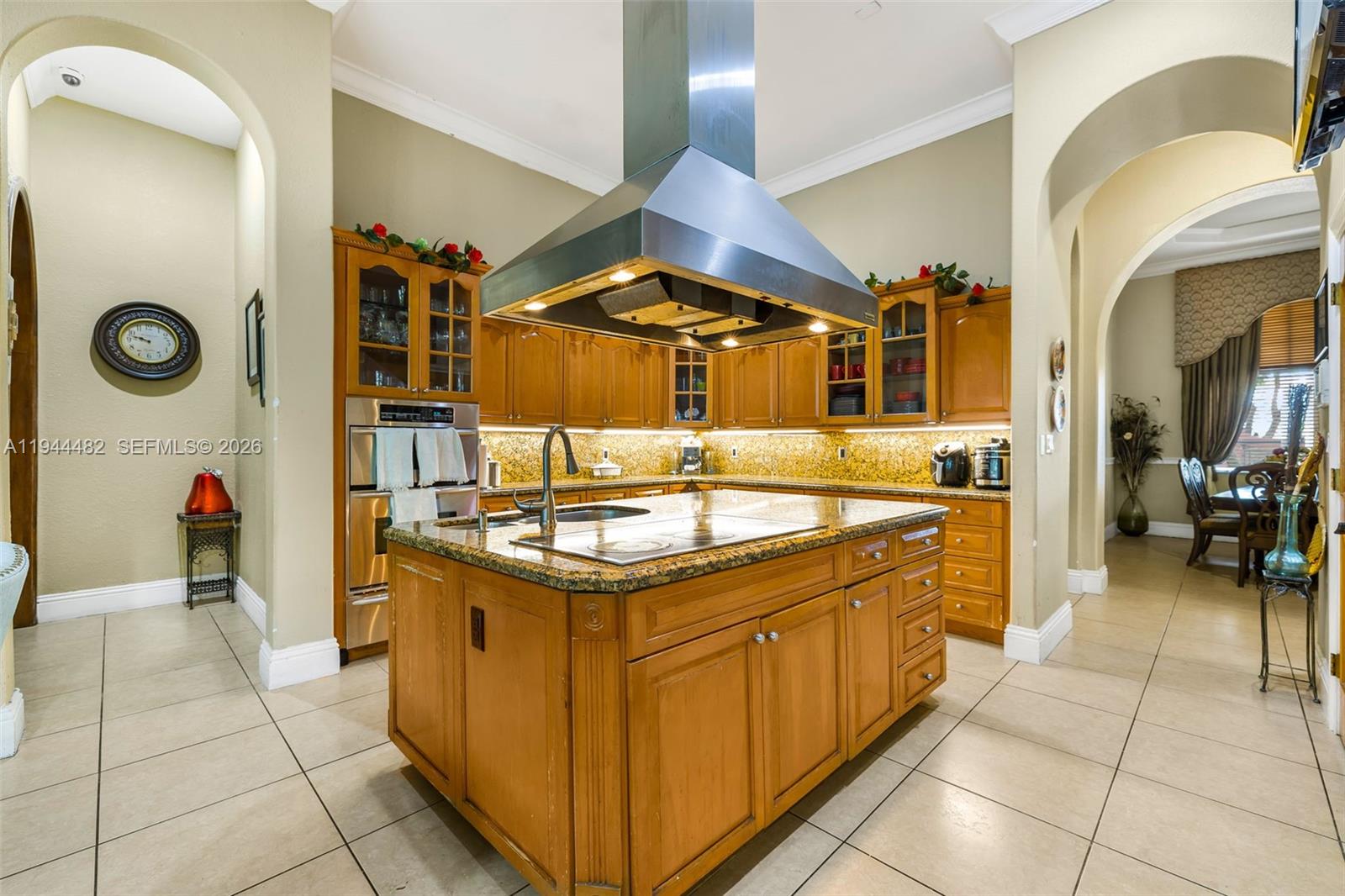 2300 ESTATES - 1 ACRE - Residential