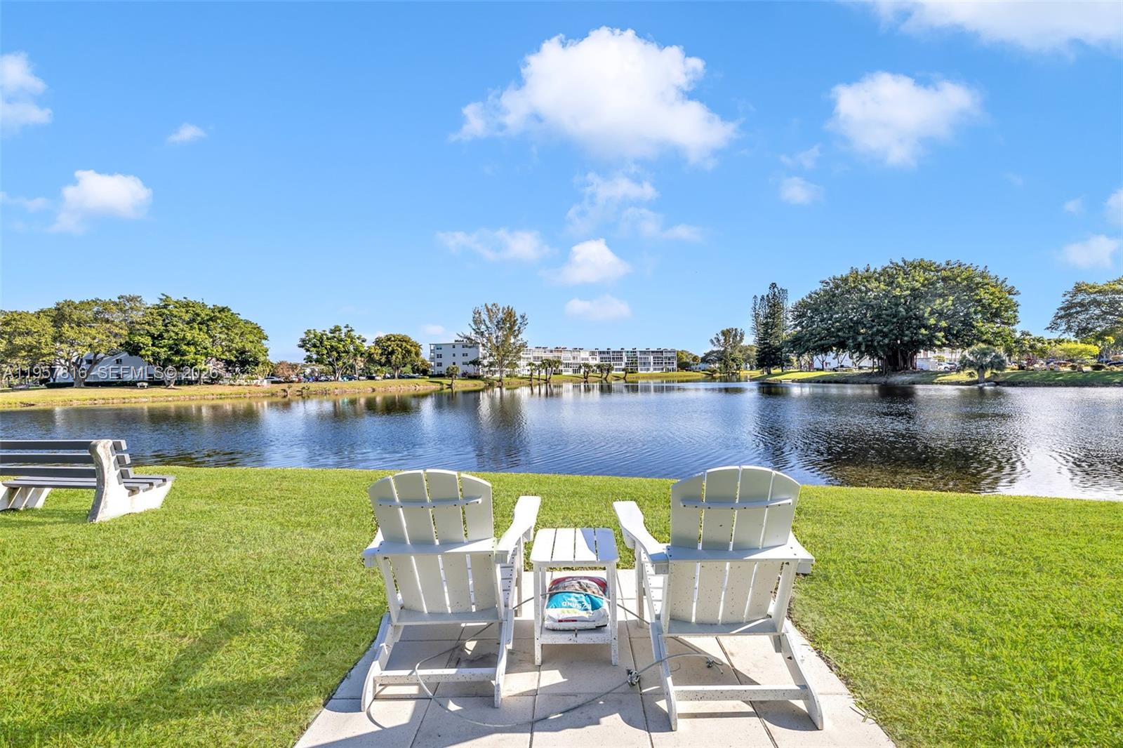 CAMBRIDGE E CONDO - Residential