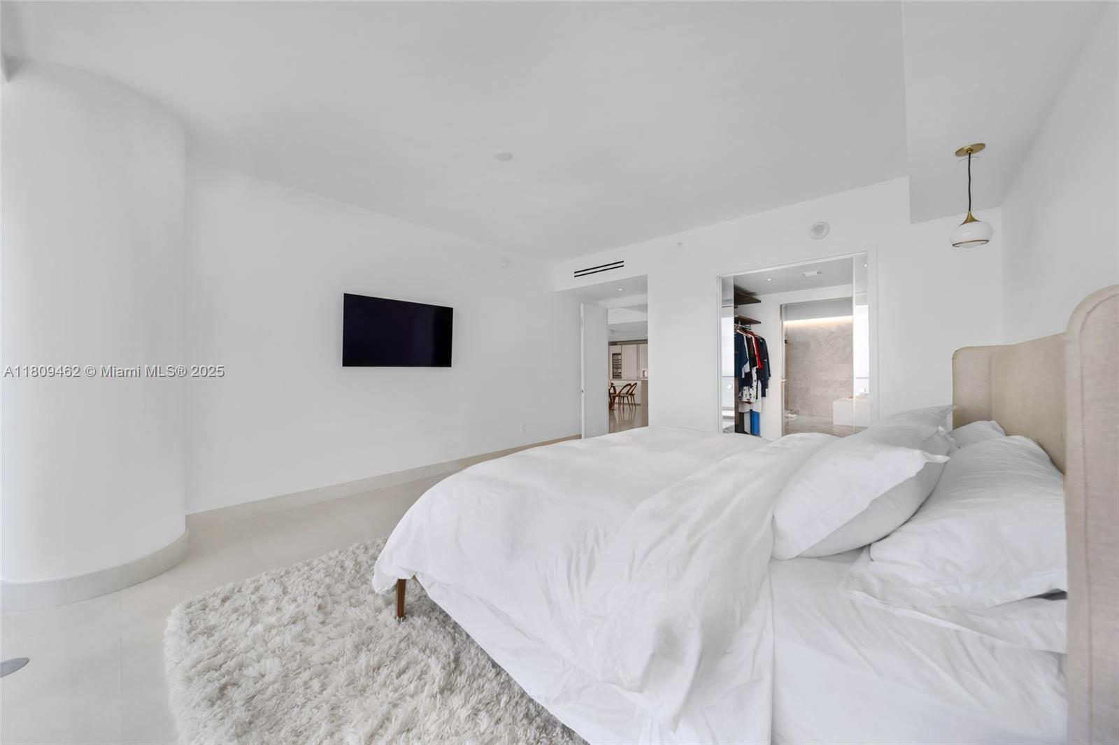 OCEANA BAL HARBOUR CONDO - Residential Lease