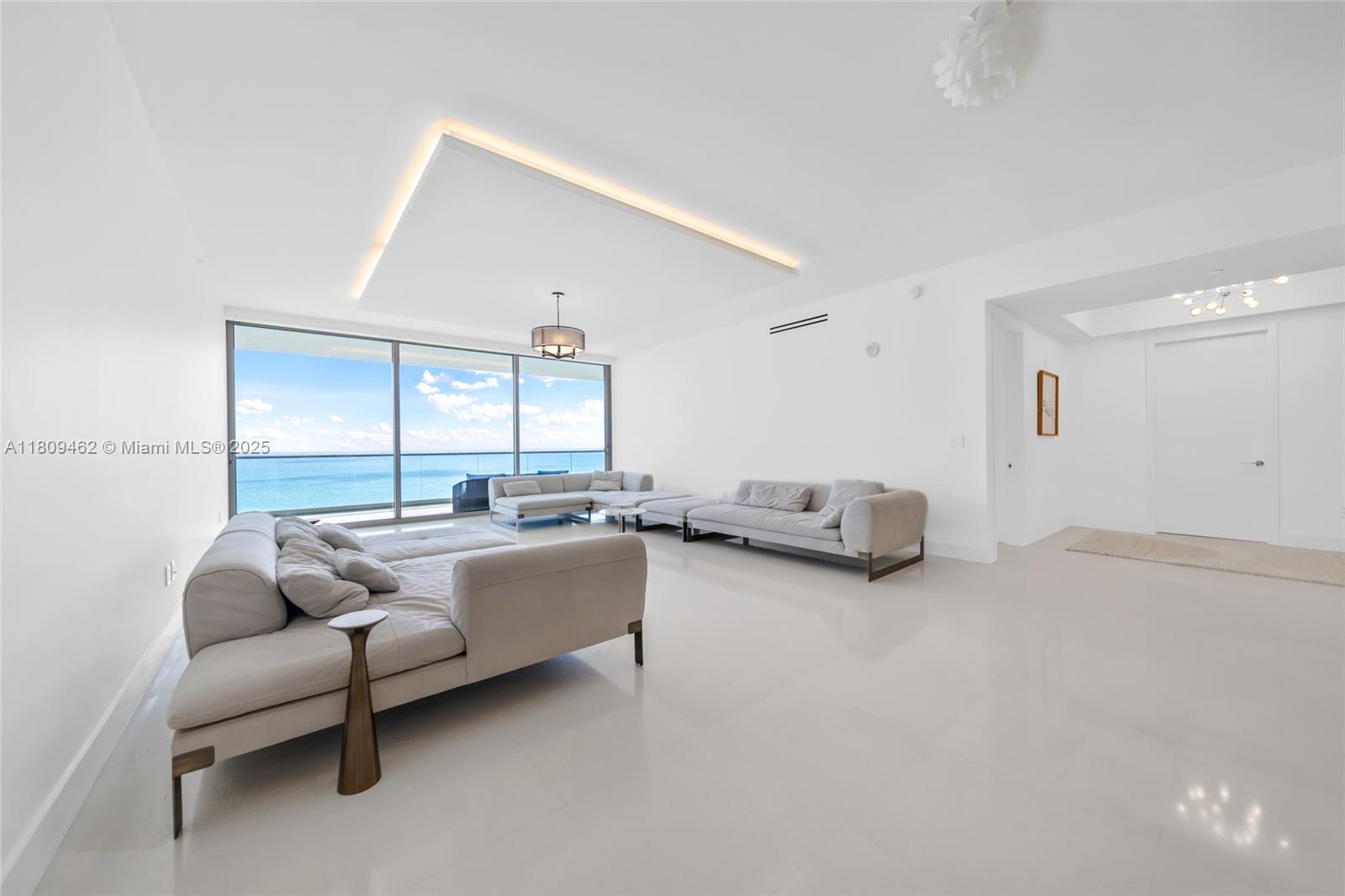 OCEANA BAL HARBOUR CONDO - Residential Lease