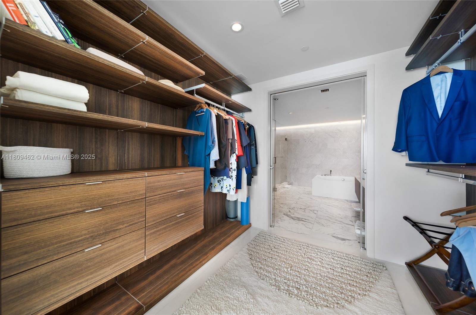 OCEANA BAL HARBOUR CONDO - Residential Lease