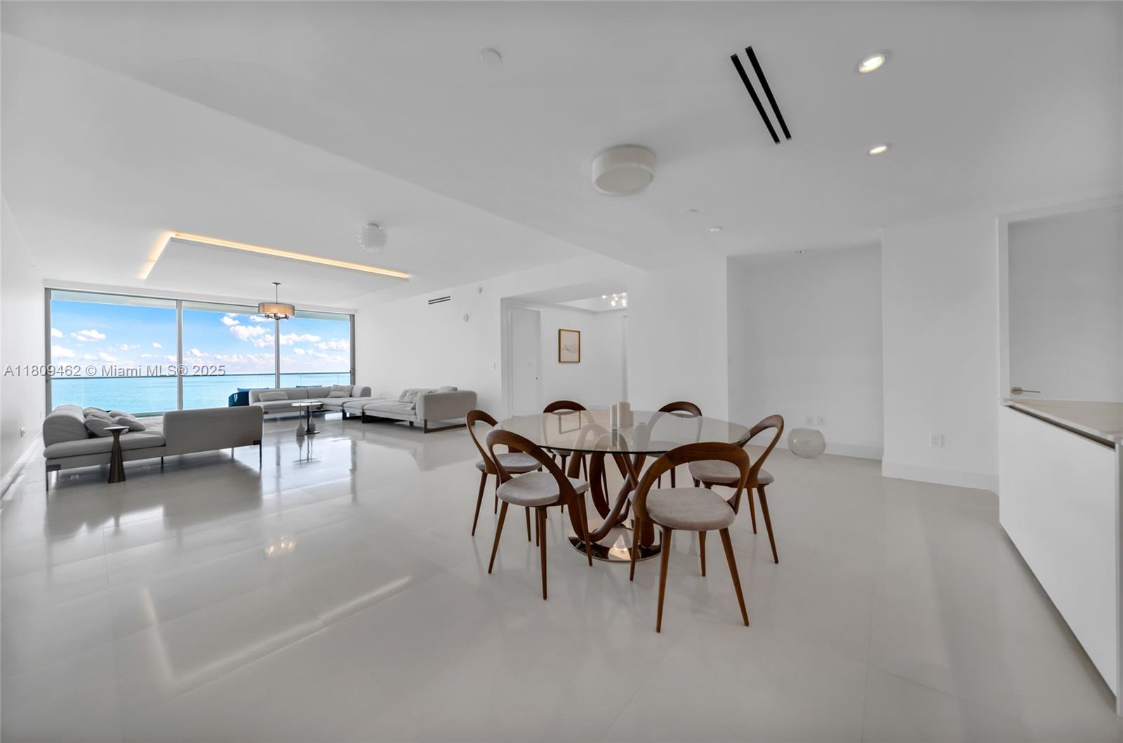 OCEANA BAL HARBOUR CONDO - Residential Lease