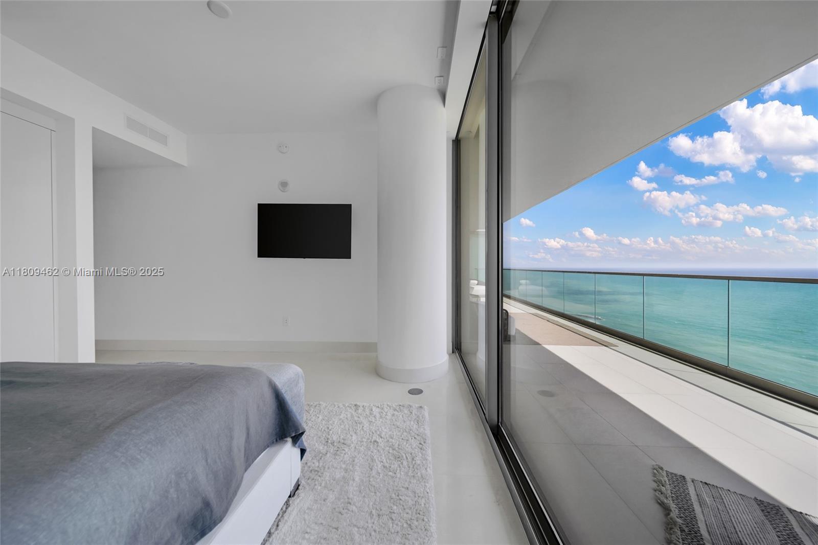 OCEANA BAL HARBOUR CONDO - Residential Lease