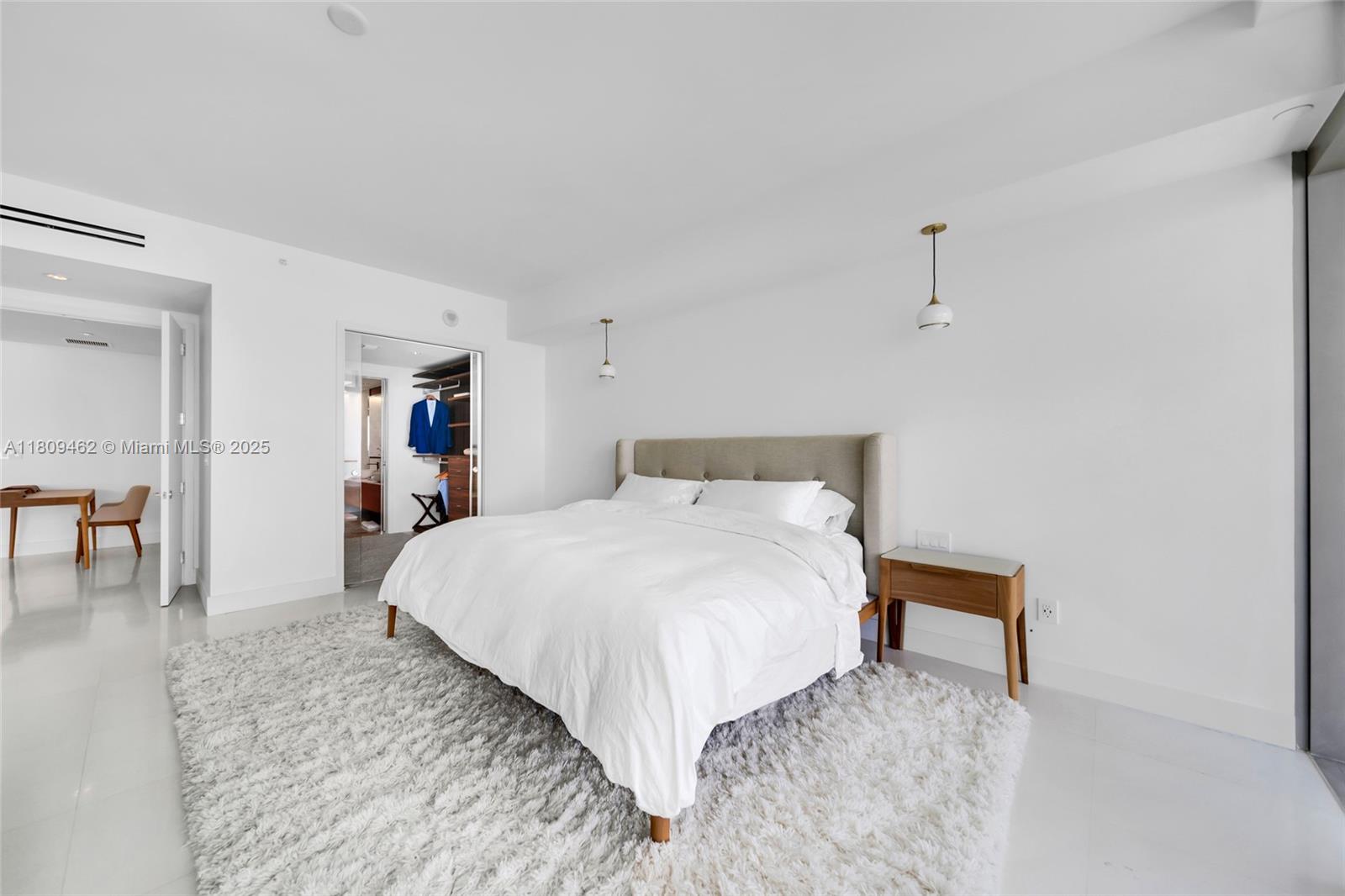 OCEANA BAL HARBOUR CONDO - Residential Lease