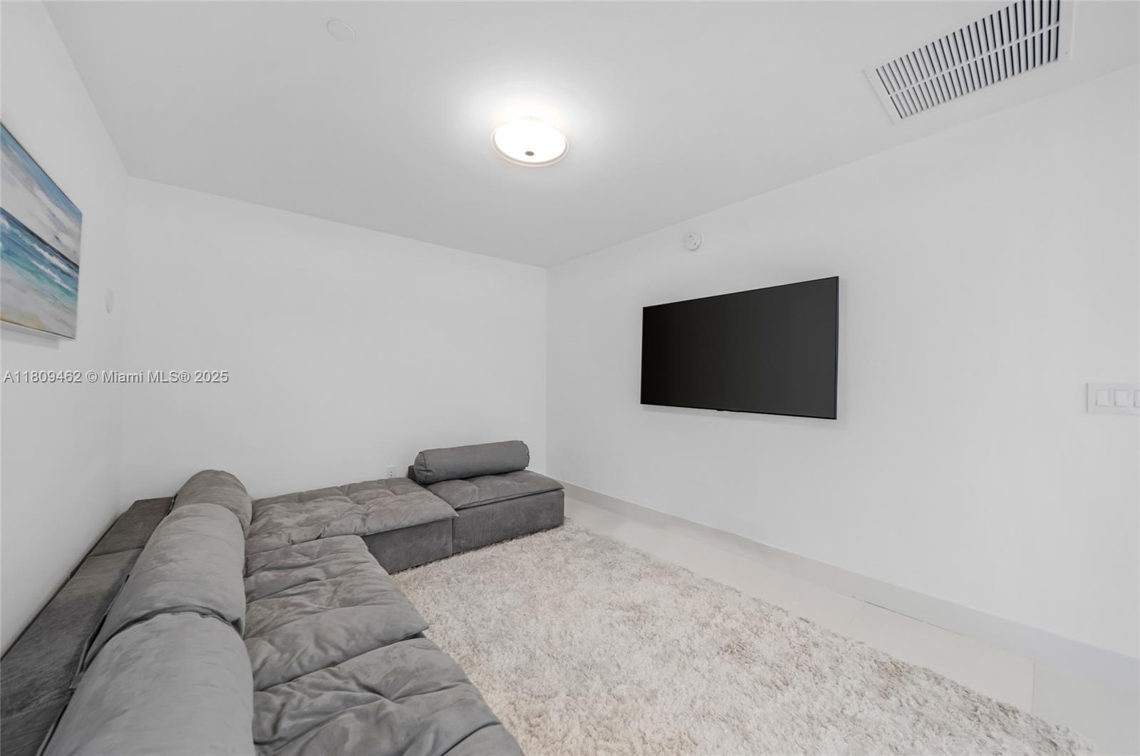 OCEANA BAL HARBOUR CONDO - Residential Lease