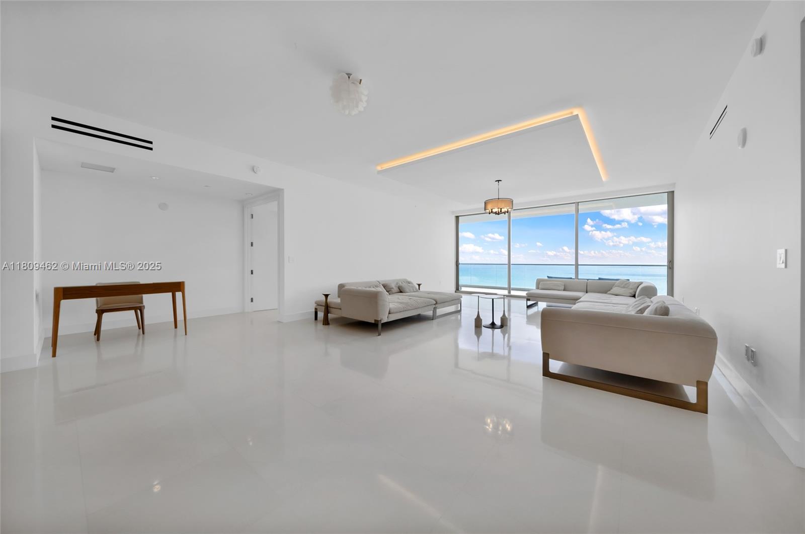 OCEANA BAL HARBOUR CONDO - Residential Lease