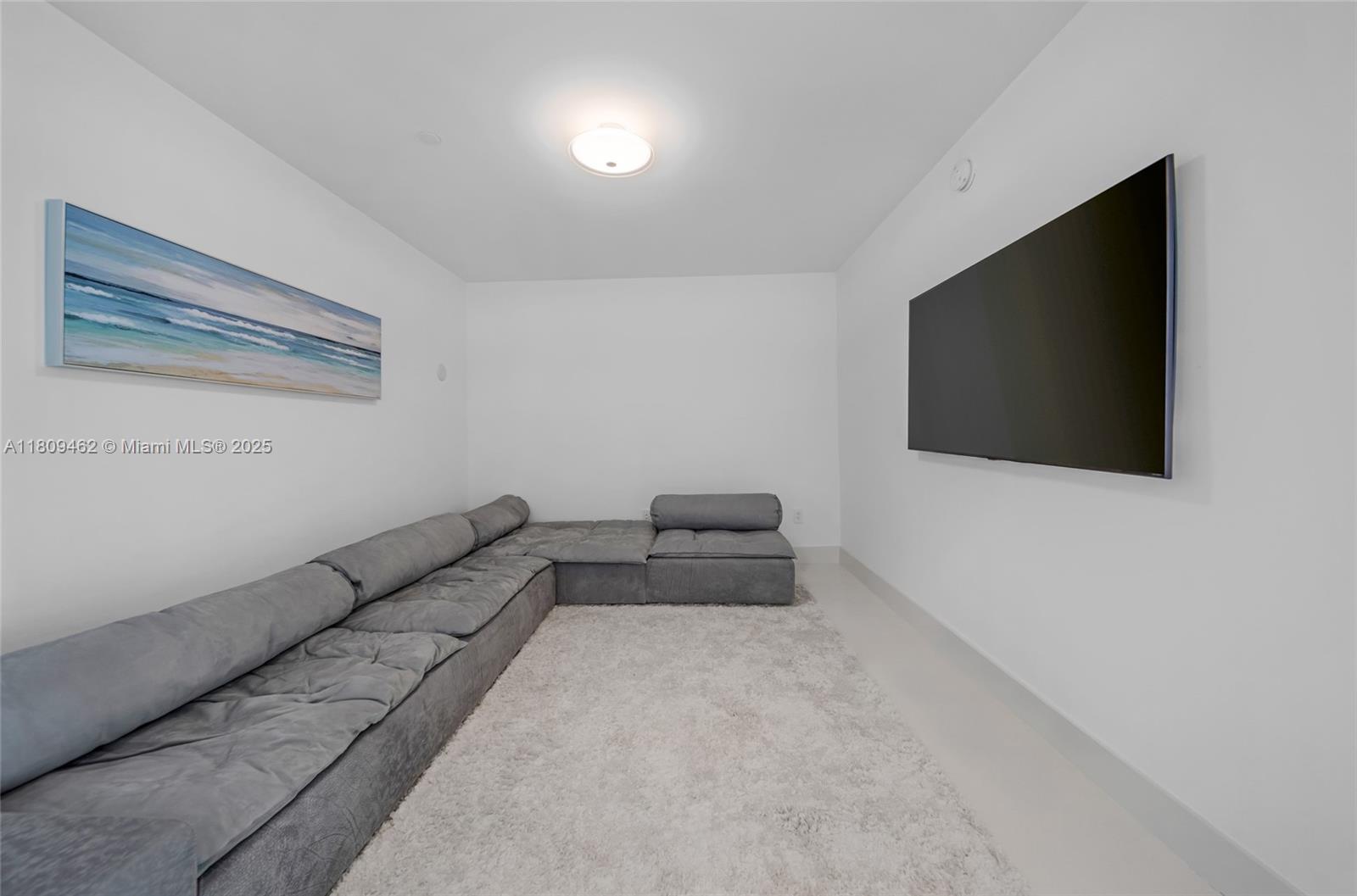 OCEANA BAL HARBOUR CONDO - Residential Lease
