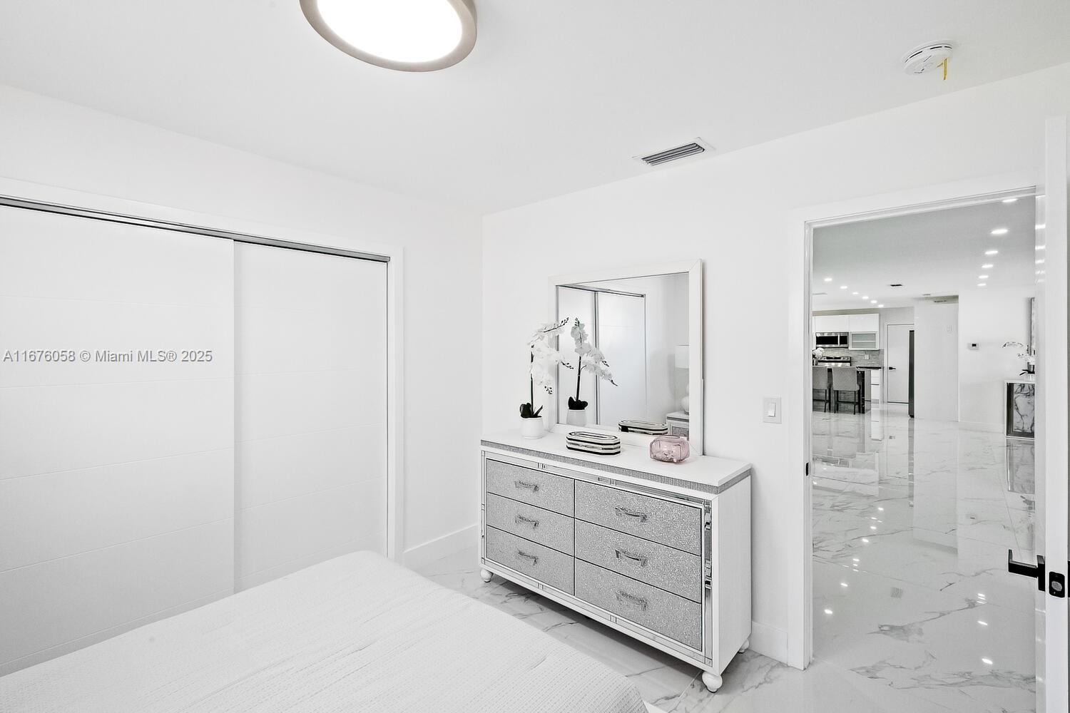 ENCHANTED LAKE SEC 4 - Residential