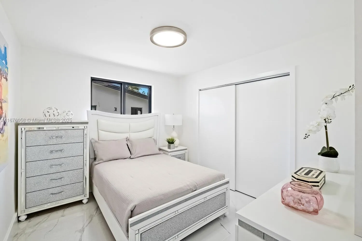 Miami, Florida 33180, United States, 4 Bedrooms Bedrooms, ,3 BathroomsBathrooms,Residential,Active,37735