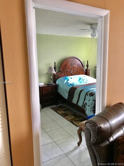 LIME BAY 8 CONDO - Residential