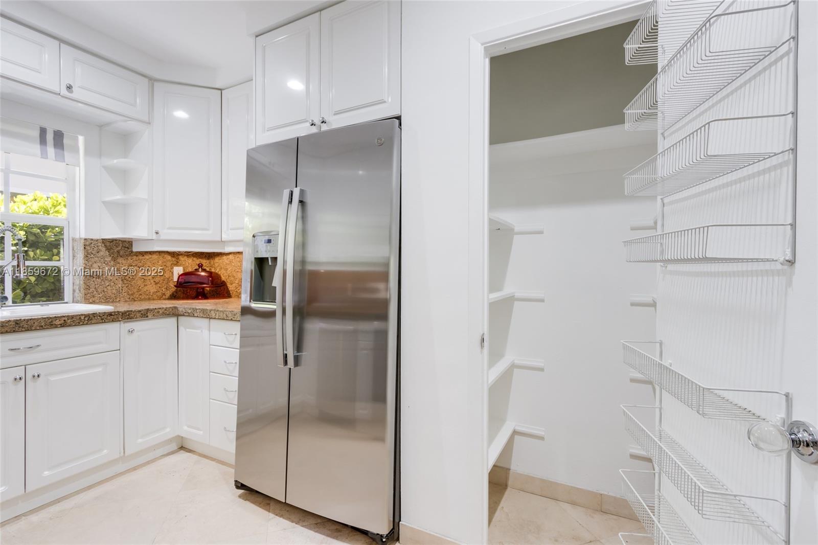 VILLAS OF PARK DRIVE COND - Residential Lease