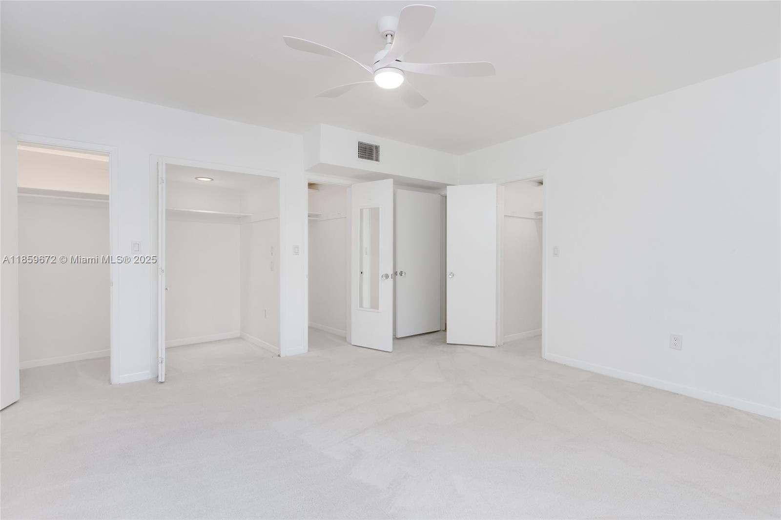 VILLAS OF PARK DRIVE COND - Residential Lease