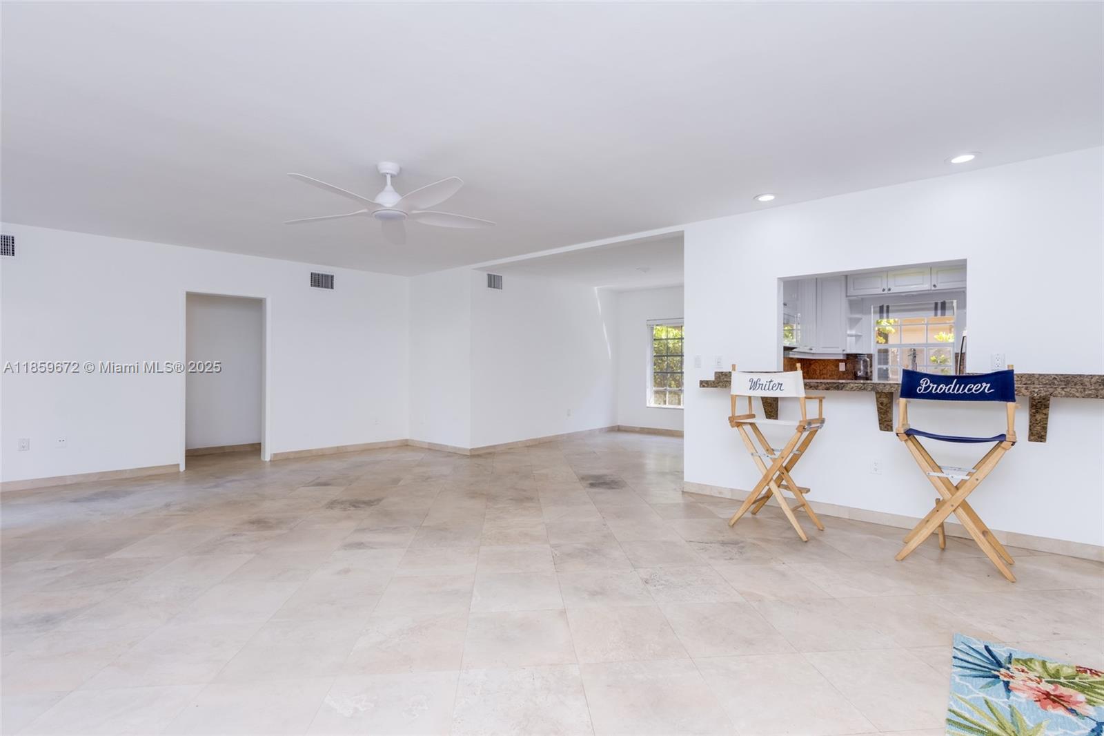 VILLAS OF PARK DRIVE COND - Residential Lease