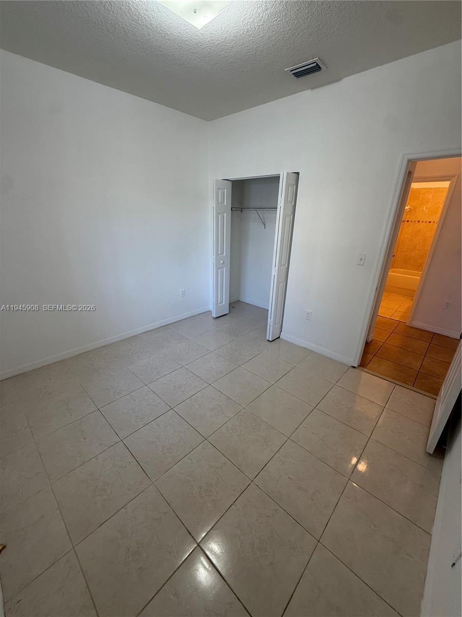 CAZADORES COVE - Residential