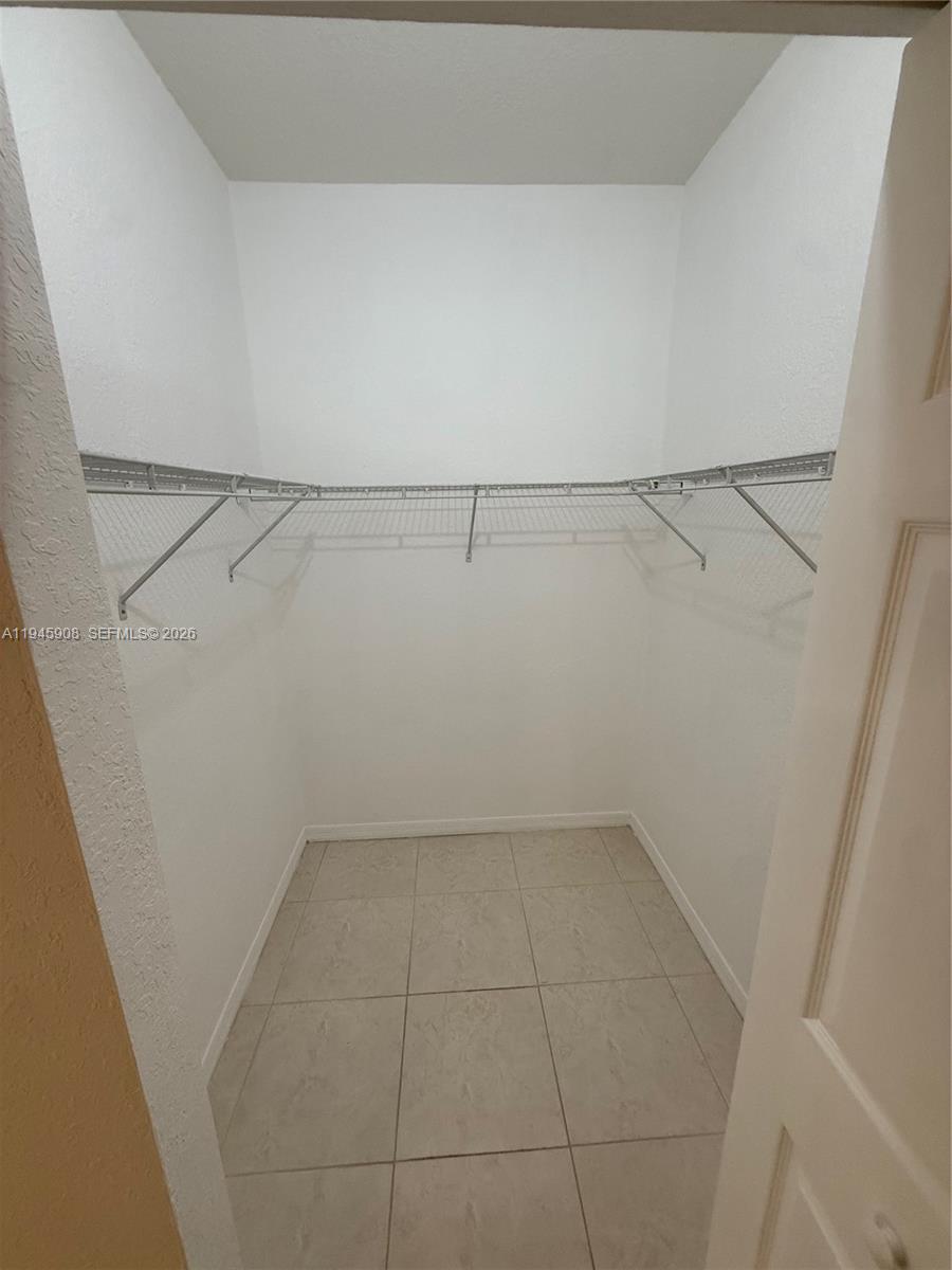 CAZADORES COVE - Residential