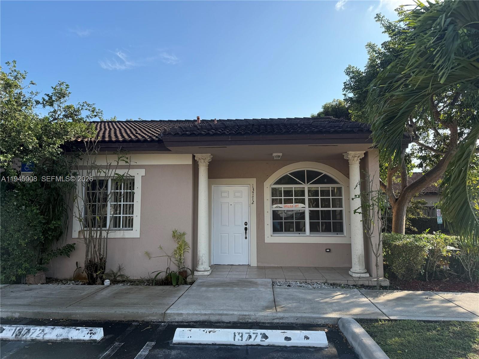 CAZADORES COVE - Residential