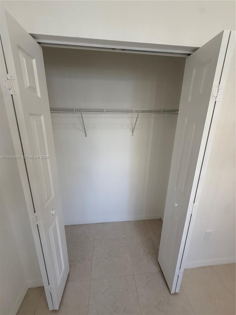 CAZADORES COVE - Residential