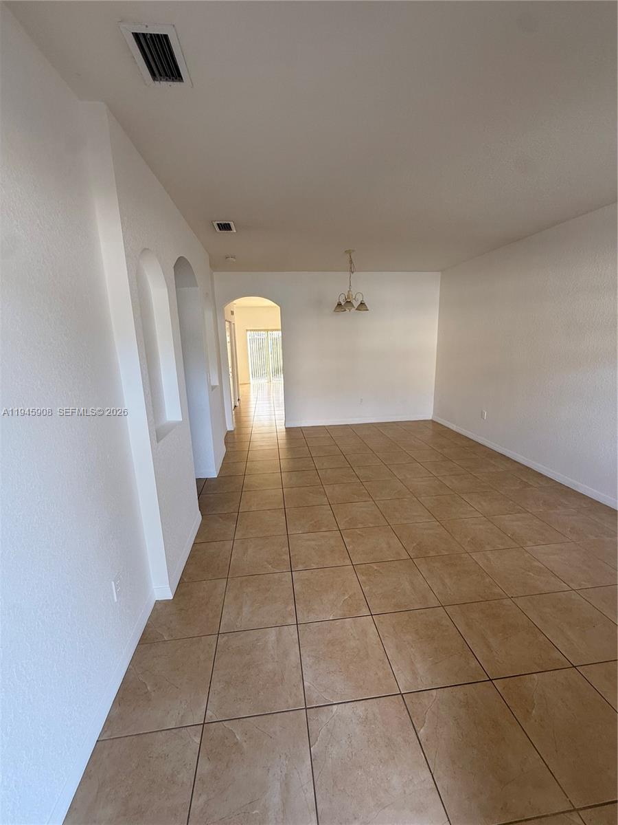 CAZADORES COVE - Residential