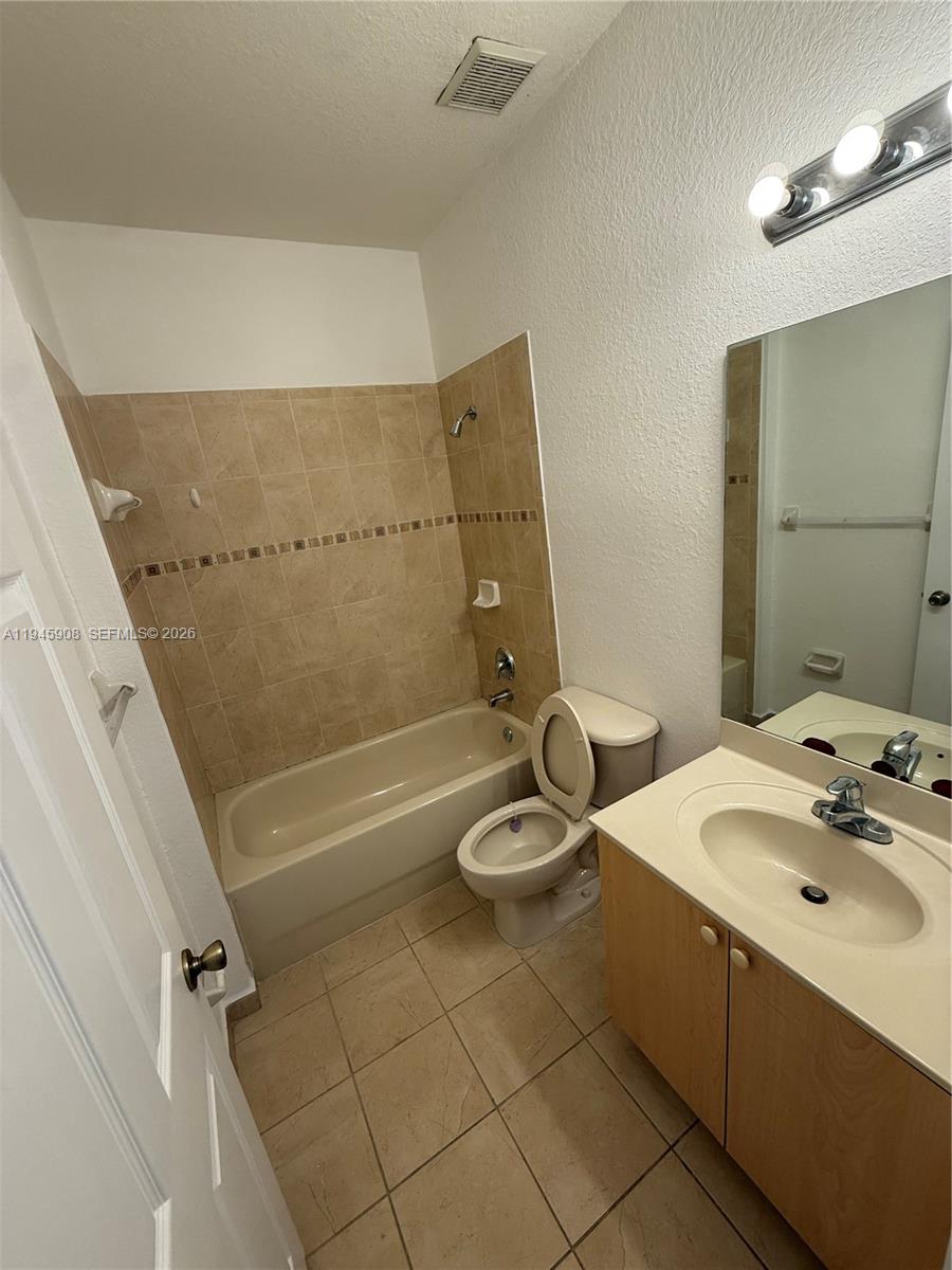 CAZADORES COVE - Residential