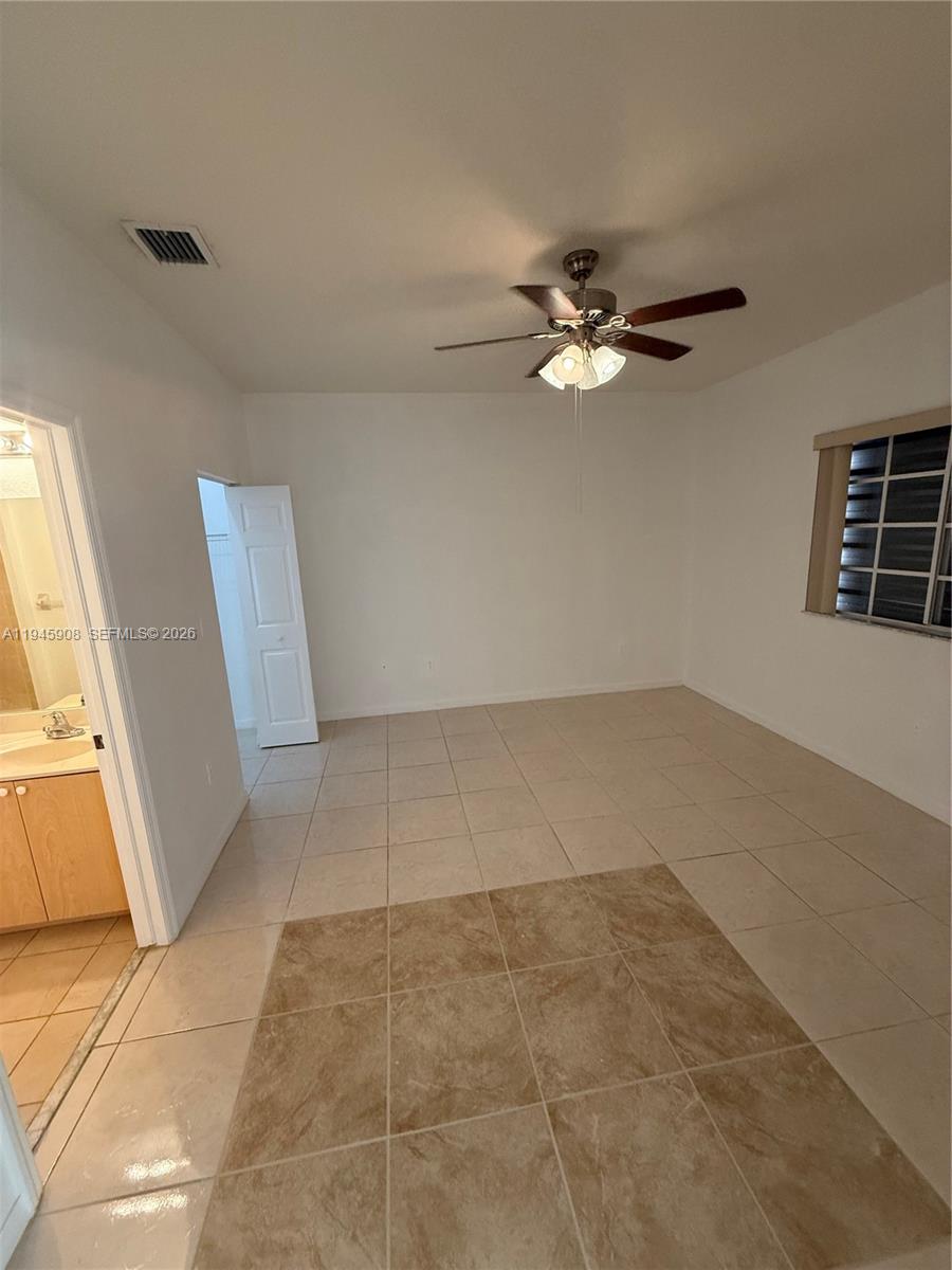 CAZADORES COVE - Residential