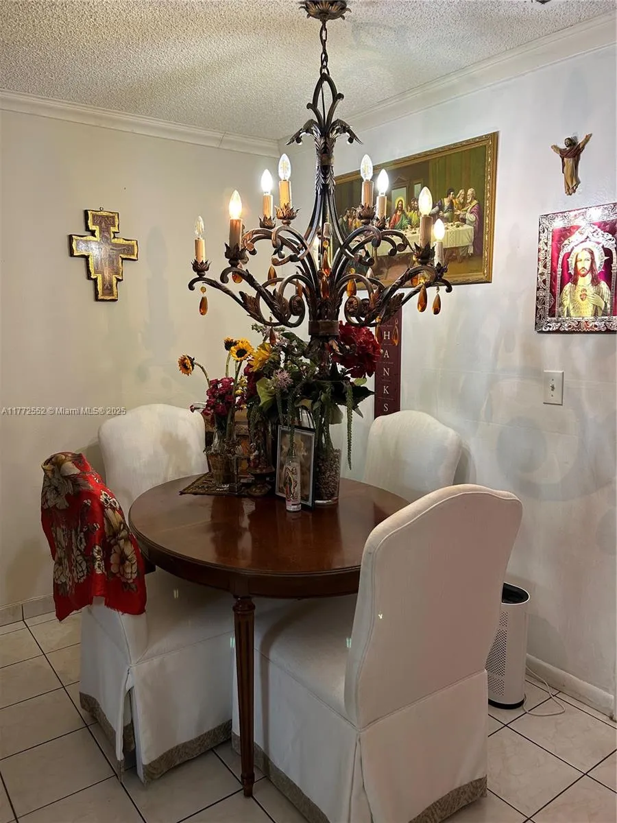 Miami, Florida 33184, United States, 4 Bedrooms Bedrooms, ,2 BathroomsBathrooms,Residential,Active,97680