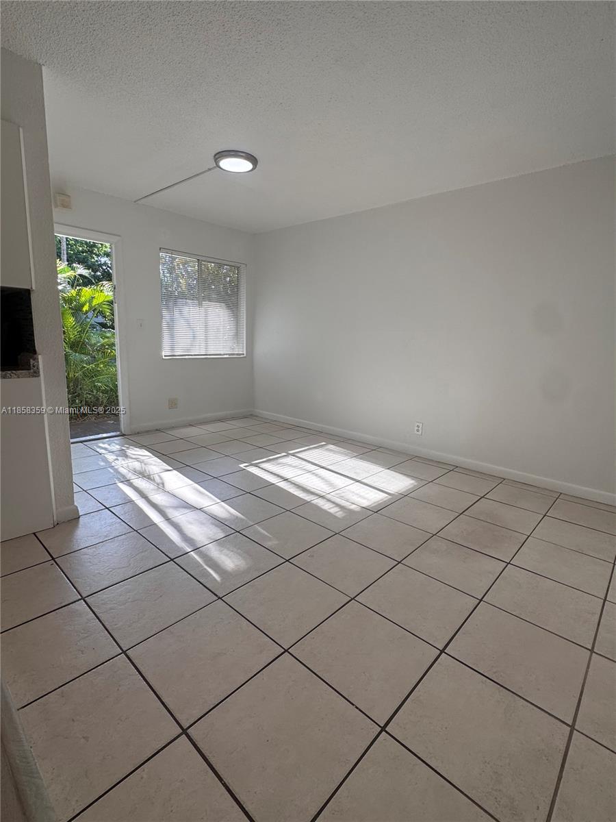 1-bedroom apartment for rent in Hollywood! This 1-bedroom, 1-bath unit has a flat monthly water fee of $55 and on-site coin laundry. The unit features central AC, gated access, and a pool.. Pet-friendly with an extra $35 fee. 1st. One month's rent plus a one-month security deposit for move-in (if applicant meets the requirements, please contact the listing agent).