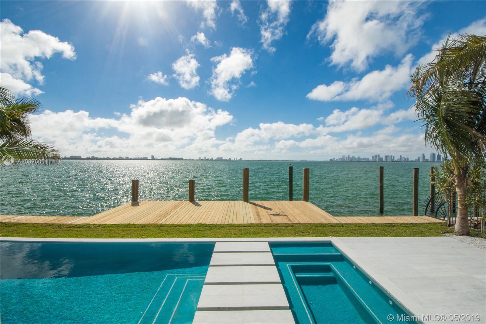 TREASURE ISLAND - Residential