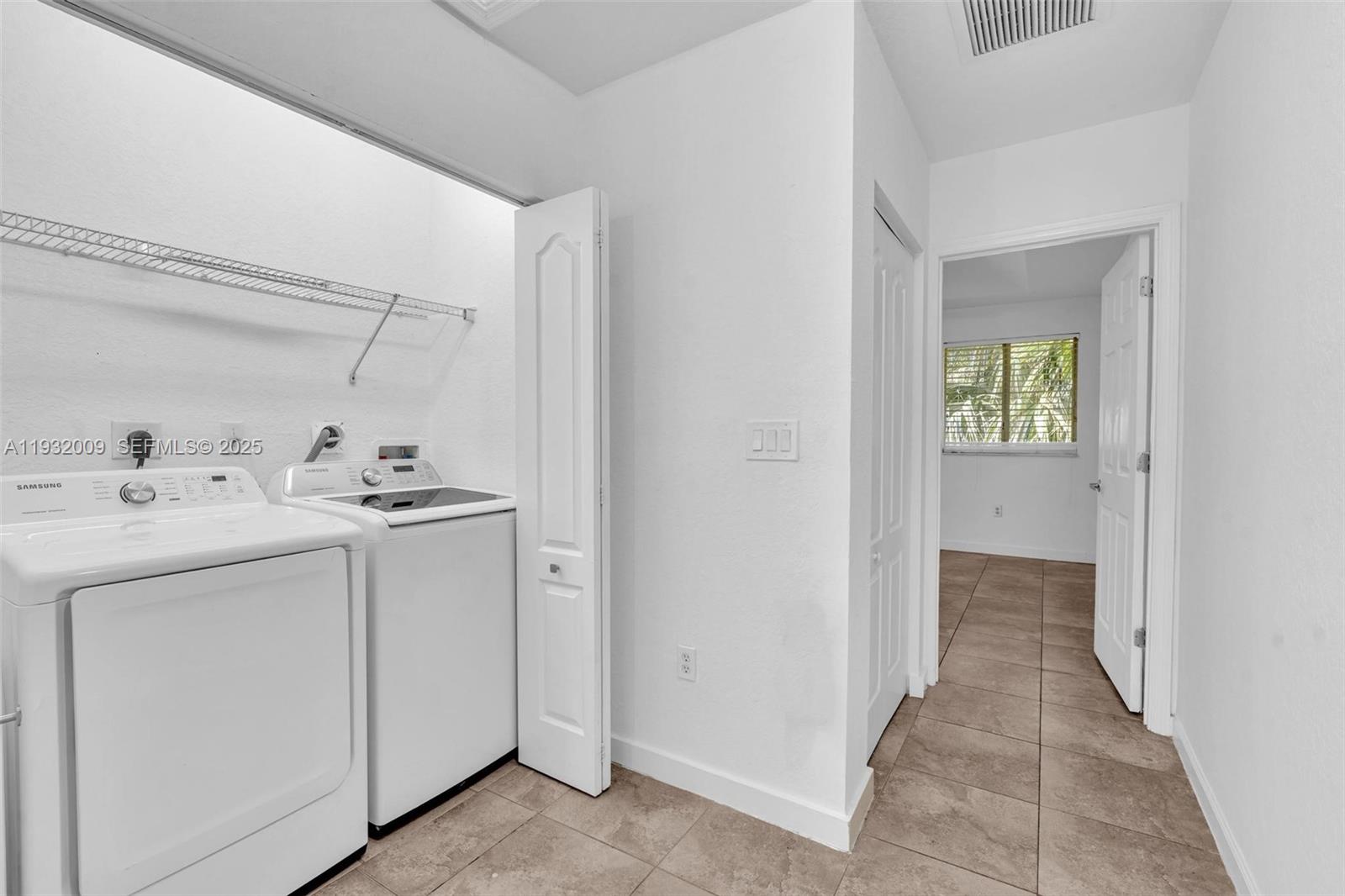 MAJORCA ISLES II CONDO - Residential