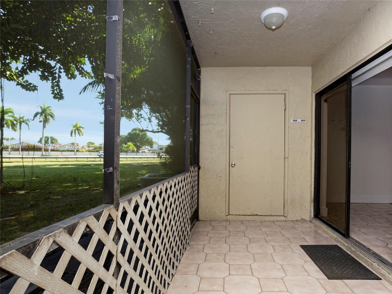 ESPRIT CONDOMINIUM - Residential