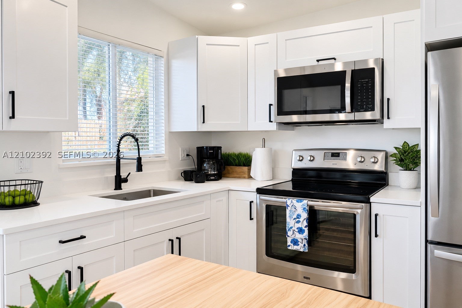 1800 SW 3rd St APT C
