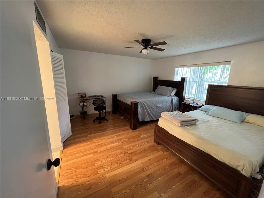 INVERRARY COUNTRY CLUB - Residential Lease