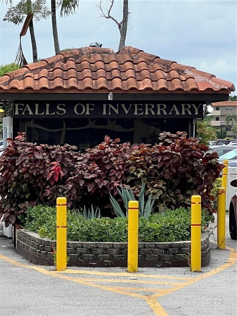 INVERRARY COUNTRY CLUB - Residential Lease