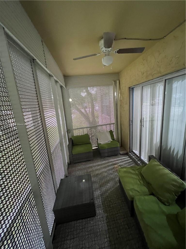 INVERRARY COUNTRY CLUB - Residential Lease