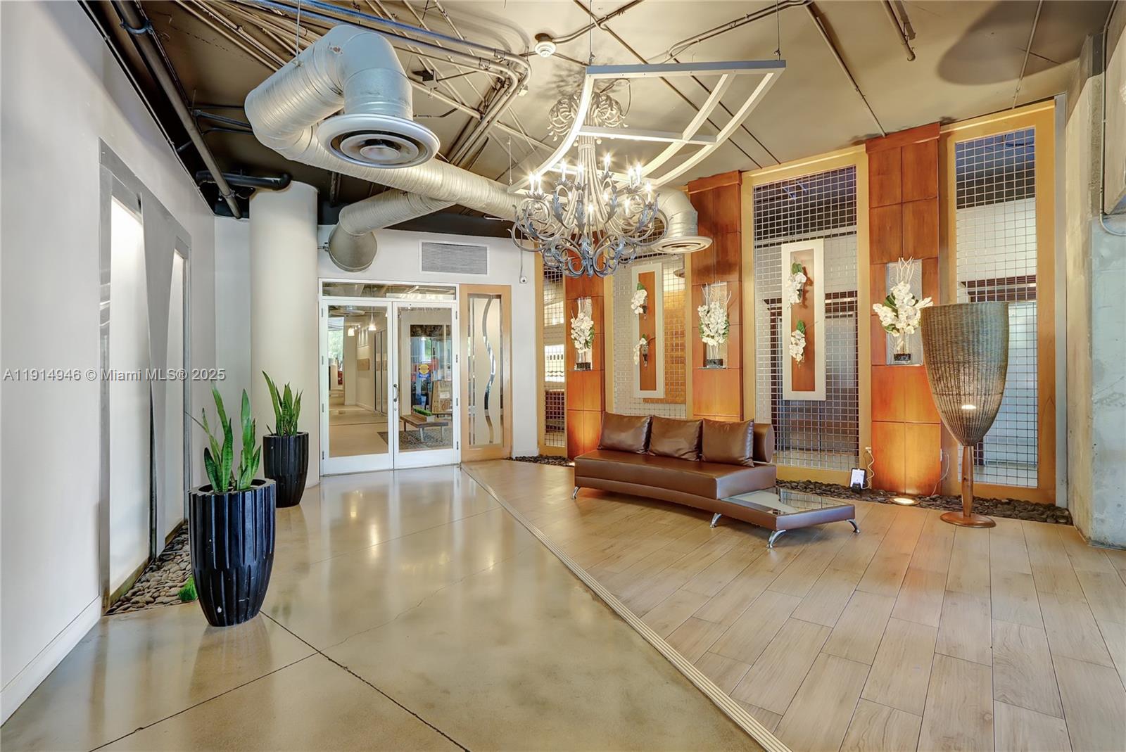 NEO CONDO - Residential Lease