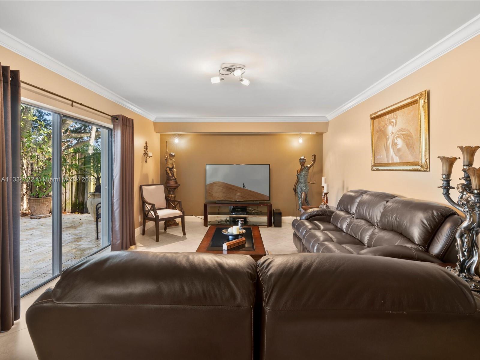 JACARANDA - Residential